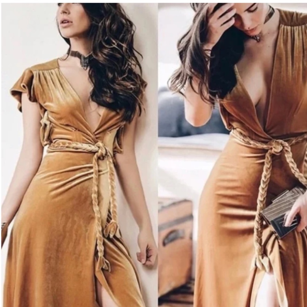 💛 MISA Los Angeles💛Elegant Gold Velvet Dress. NWT.  XS will also fit Small